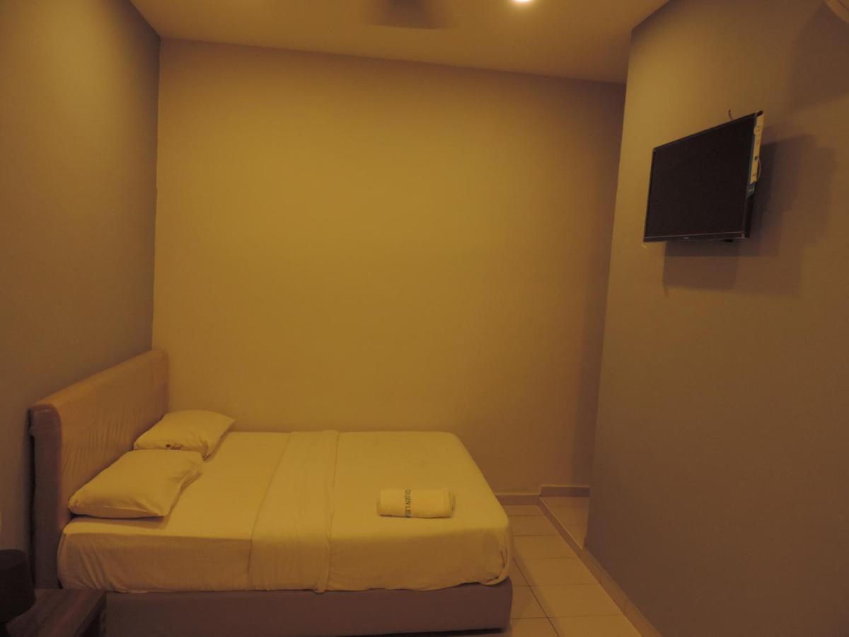 Golden Leaf Hotel Danga Bay Johor Bahru Extérieur photo