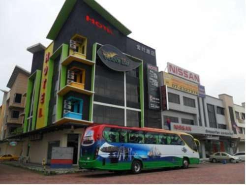 Golden Leaf Hotel Danga Bay Johor Bahru Extérieur photo